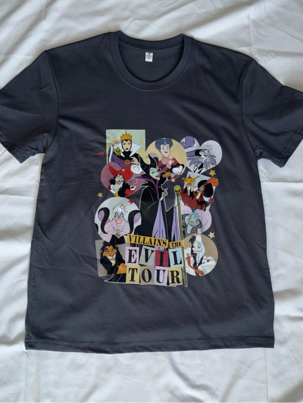 Adult Small Charcoal 'Villains The Evil Tour' Graphic Tee, NWOT